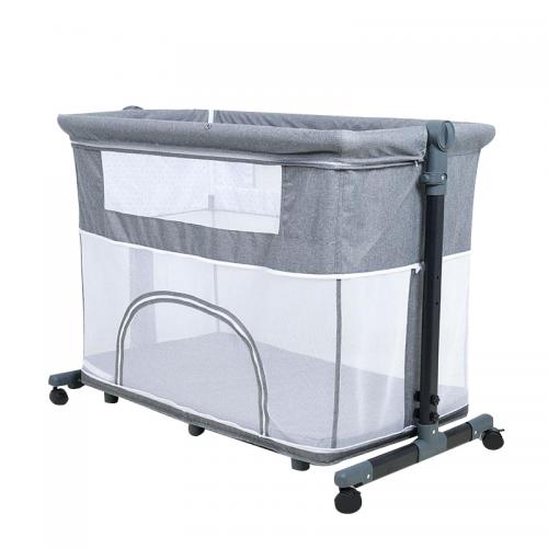 Baby Bassinet With Adjustable Height